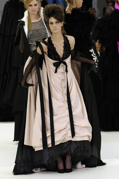 Look 34
